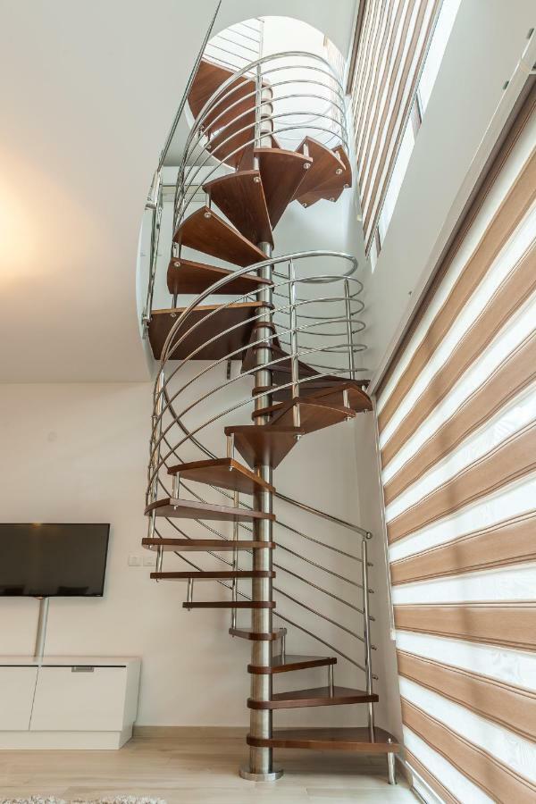 Apartments Davor بار المظهر الخارجي الصورة