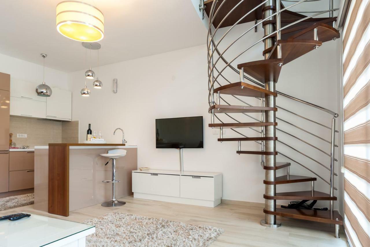 Apartments Davor بار المظهر الخارجي الصورة