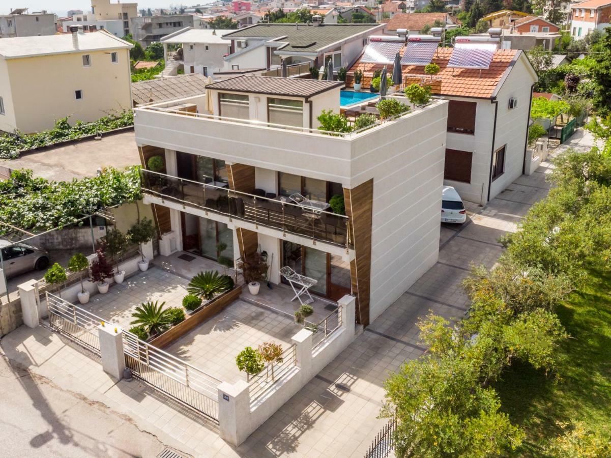 Apartments Davor بار المظهر الخارجي الصورة