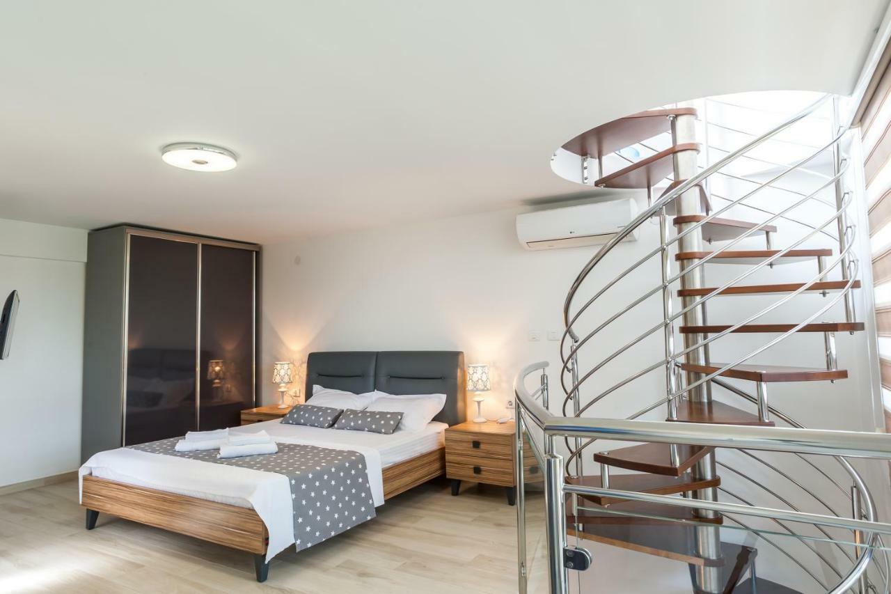 Apartments Davor بار المظهر الخارجي الصورة