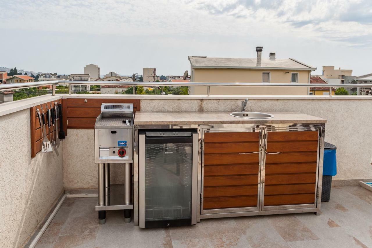 Apartments Davor بار المظهر الخارجي الصورة